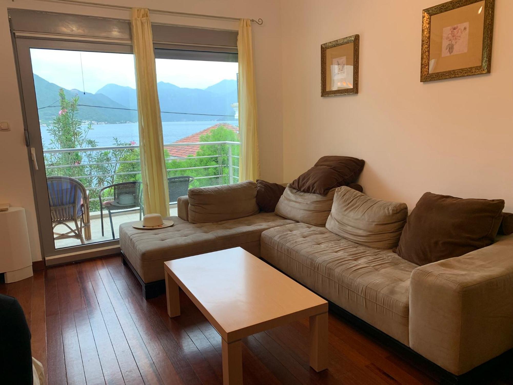 Apartment With Swimmingpool, Seaview And Large Terrace, 1St Floor, Min 2 Persons 도브로타 외부 사진